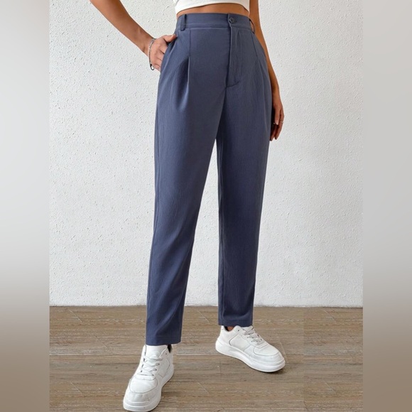 Blue High-Waisted Trousers with Relaxed Fit - Picture 6 of 9